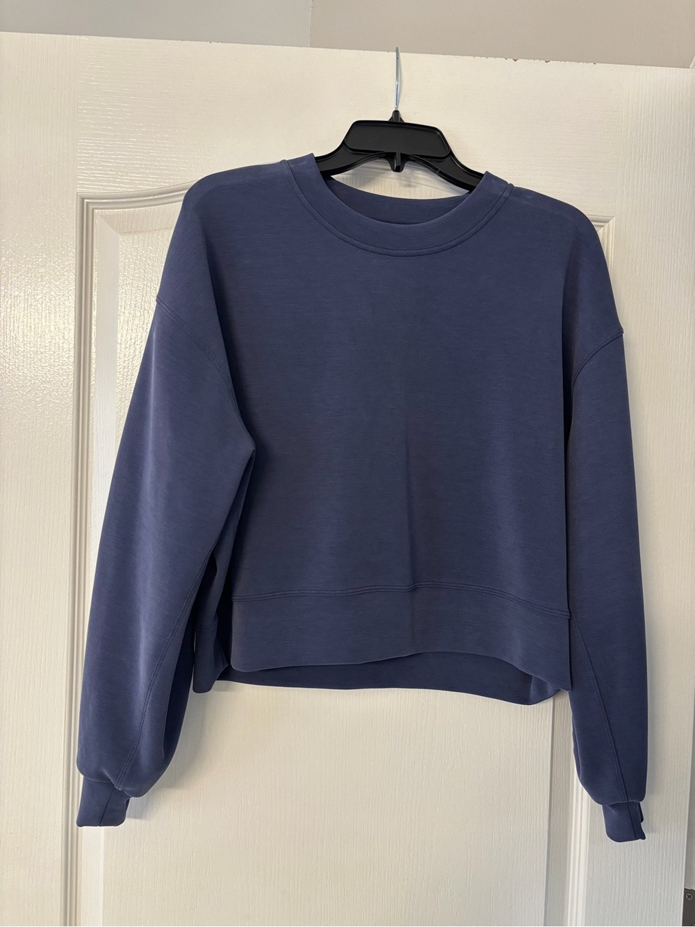 LULULEMON Softstreme Perfectly Oversized Crop Crew Pullover Womens Blue Size 6